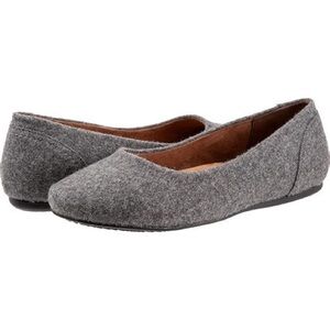 SoftWalk Shiraz Ballet Flats. US 9.5